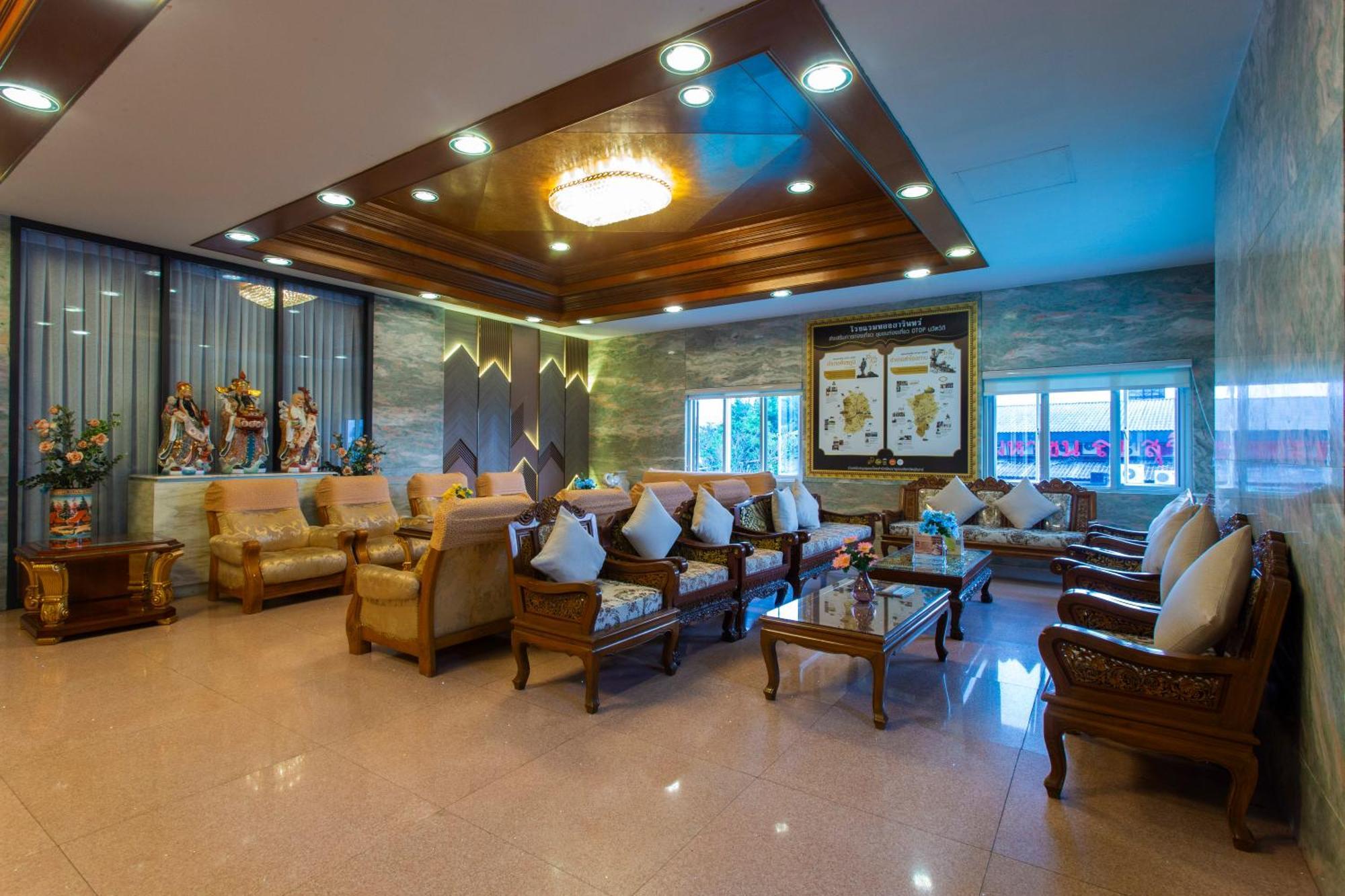 Thong Tarin Hotel Szurin Kültér fotó