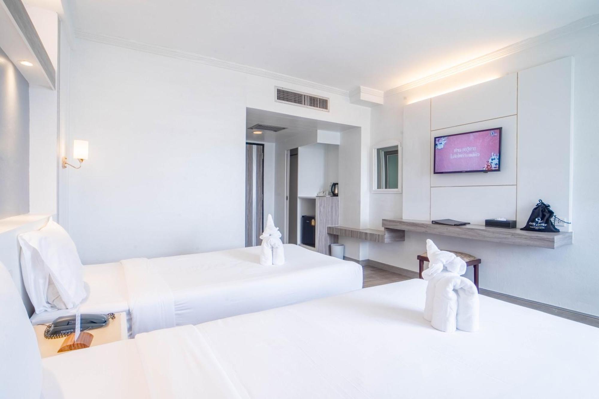 Thong Tarin Hotel Szurin Kültér fotó